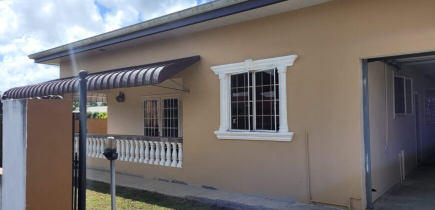 Freeport 3 Bedroom Property for Sale $2,200,000