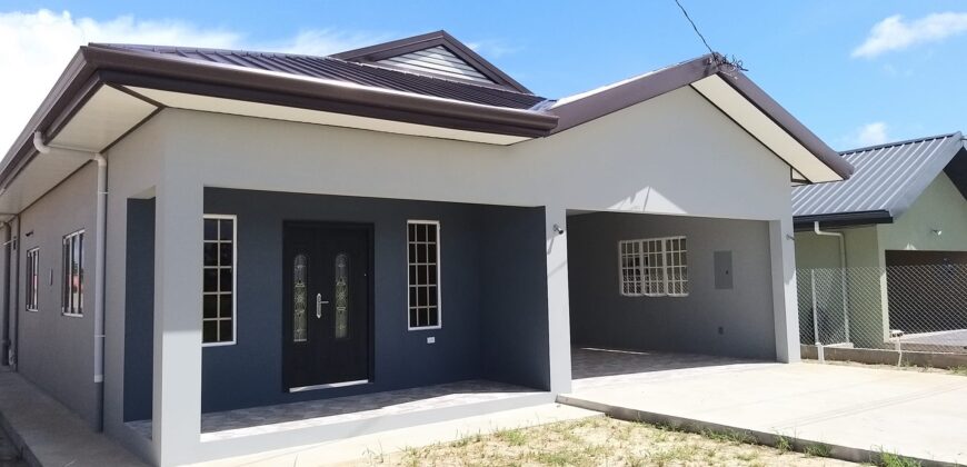 3 Bedroom Property, Longdenville, The Glades $1,650,000